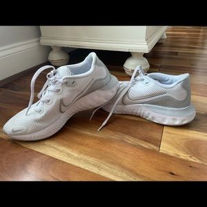Nike renew running shoes